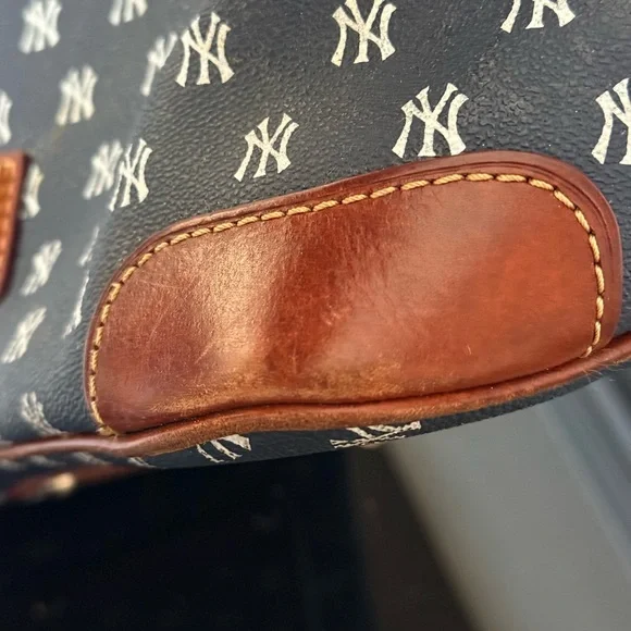 Dooney & Bourke NY Yankees Satchel Crossbody Bag – Blue & Brown - Picture 3 of 6